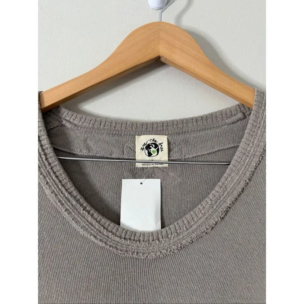 Free People Colby Raw Edge Top in Atmosphere Pullover Size Large NEW‎